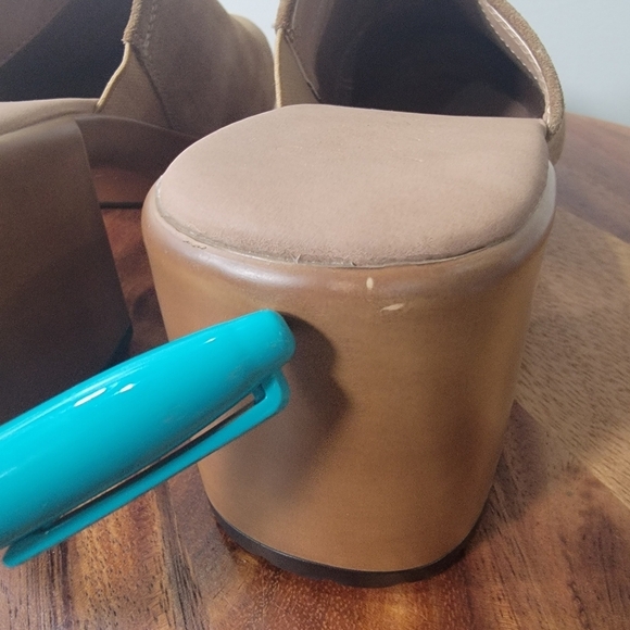 Crown Vintage Tan Suede Women's Mules Size 10 Booties Heels Boho Neutral - Picture 9 of 16